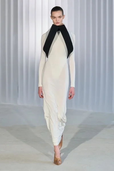 Look 23
